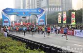“参与深马，享受深马”公司领导参加深圳第四届国际马拉松赛